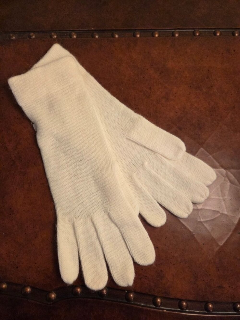 Cream Lambswool Dress Gloves